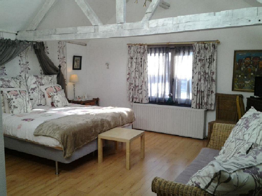 Hotel Het Wethuys Watou Стая снимка